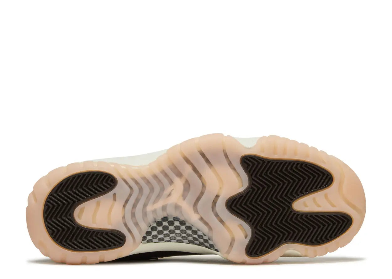 Air Jordan 11 Retro 'Neopolitan'